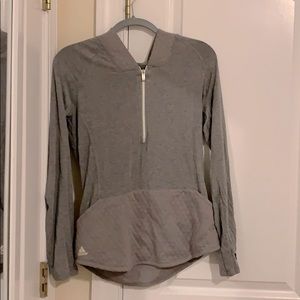 Athletic sweatshirt